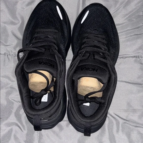 Hoka Men's All-Black Athletic Shoes M Bondi 8 - Picture 4 of 6
